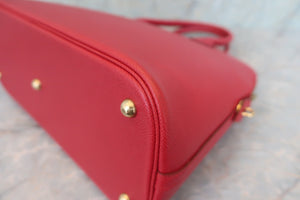 HERMES BOLIDE 35 Graine Couchevel leather Rouge vif □A刻印 Shoulder bag 600070108