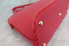 Load image into Gallery viewer, HERMES BOLIDE 35 Graine Couchevel leather Rouge vif □A Engraving Shoulder bag 600070108
