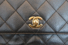 画像をギャラリービューアに読み込む, CHANEL/シャネル マトラッセ台形ハンドバッグ キャビアスキン ブラック/ゴールド金具 ハンドバッグ 800030147
