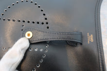 Load image into Gallery viewer, HERMES  EVELYNE TPM Box carf leather Black □F Engraving Shoulder bag 800070032
