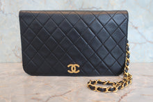 画像をギャラリービューアに読み込む, CHANEL/シャネル マトラッセプッシュロックチェーンショルダーバッグ ラムスキン ブラック/ゴールド金具 ショルダーバッグ 800080121
