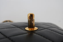 將圖片載入圖庫檢視器 CHANEL/シャネル マトラッセチェーンショルダーバッグ ラムスキン ブラック/ゴールド金具 ショルダーバッグ 800100029

