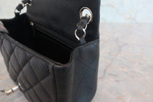 将图片加载到图库查看器，CHANEL/香奈儿 迷你CF 单盖 链条包 荔枝皮 Black/Silver hadware(黑色/银色金属) 肩背包 800060104
