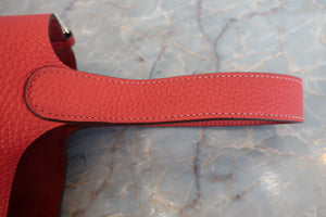 HERMES／エルメス ピコタンロックＭＭ トリヨンクレマンス ルージュピヴォワンヌ □R刻印 ハンドバッグ 700080141