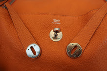 将图片加载到图库查看器，HERMES LINDY 30 Clemence leather Orange □P刻印 Shoulder bag 800020230

