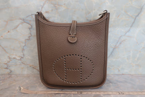 HERMES  EVELYNE TPM Clemence leather Etoupe gray Z Engraving Shoulder bag 700050195