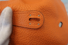 将图片加载到图库查看器，HERMES LINDY 30 Clemence leather Orange □P刻印 Shoulder bag 800020230
