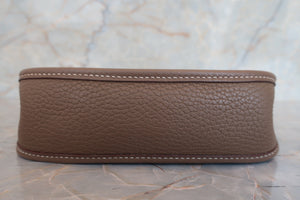 HERMES  EVELYNE TPM Clemence leather Etoupe gray Z Engraving Shoulder bag 700050195