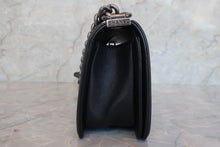 将图片加载到图库查看器，CHANEL/香奈儿 Leboy 链条包 羊皮 Black/Goldr hadware(黒色/金色金属) 肩背包  600080159
