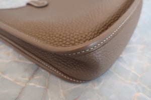HERMES  EVELYNE TPM Clemence leather Etoupe gray Z Engraving Shoulder bag 700050195