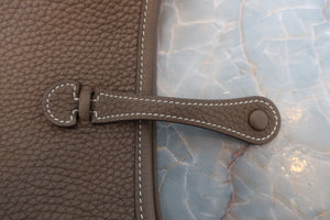 HERMES  EVELYNE TPM Clemence leather Etoupe gray Z Engraving Shoulder bag 700050195