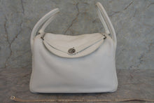 Load image into Gallery viewer, HERMES LINDY 34 Clemence leather White □K Engraving Shoulder bag 700010123
