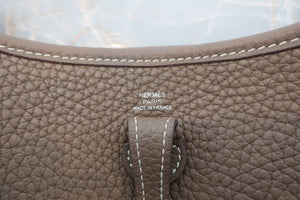 HERMES  EVELYNE TPM Clemence leather Etoupe gray Z Engraving Shoulder bag 700050195