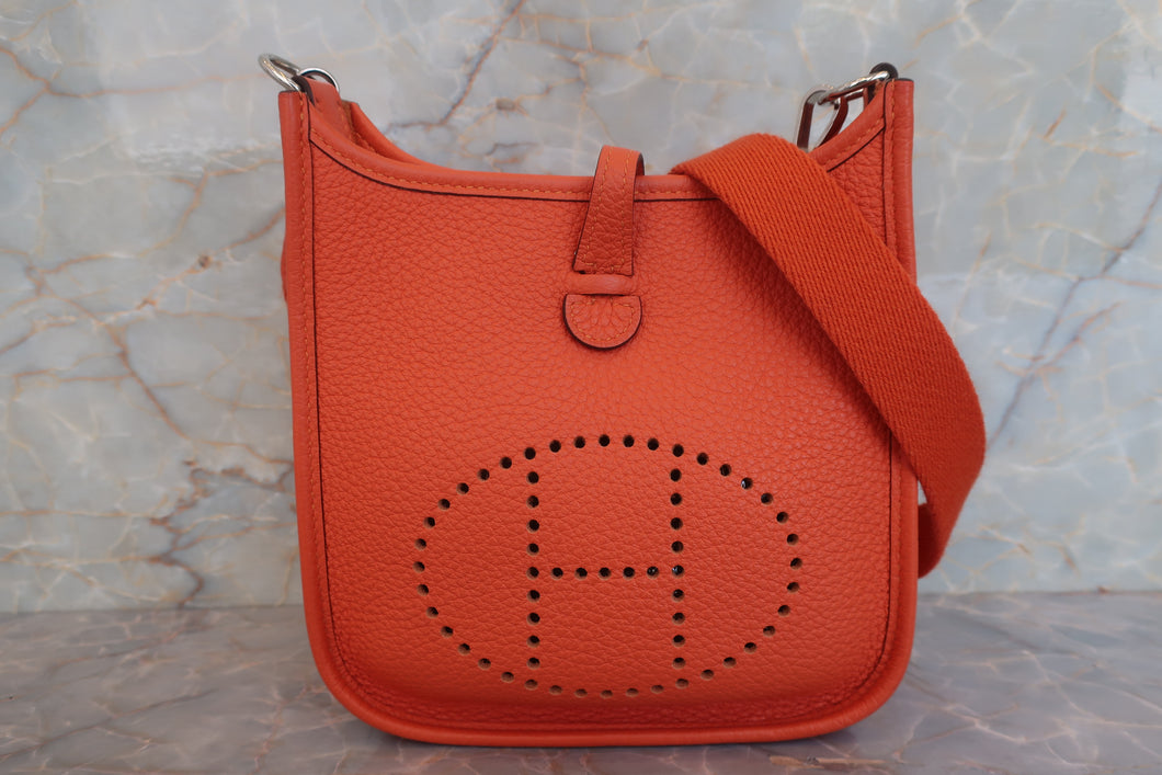 HERMES／エルメス エブリンTPM トリヨンクレマンス フー Y刻印 ショルダーバッグ 700050221