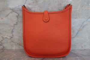 HERMES／エルメス エブリンTPM トリヨンクレマンス フー Y刻印 ショルダーバッグ 700050221