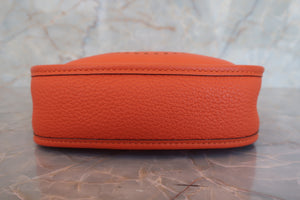 HERMES／エルメス エブリンTPM トリヨンクレマンス フー Y刻印 ショルダーバッグ 700050221