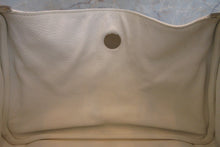 Load image into Gallery viewer, HERMES LINDY 34 Clemence leather White □K Engraving Shoulder bag 700010123
