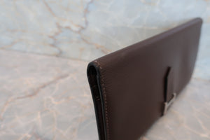 HERMES／エルメス ベアンスフレ ヴォーエプソン ショコラ 財布 700030089