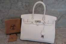 Load image into Gallery viewer, HERMES BIRKIN 35 Clemence leather White □I Engraving Hand bag 600070095
