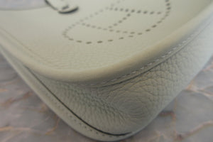 HERMES  EVELYNE TPM Clemence leather Vert fizz B刻印 Shoulder bag 700040196