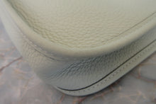 将图片加载到图库查看器，HERMES  EVELYNE TPM Clemence leather Vert fizz B刻印 Shoulder bag 700040196

