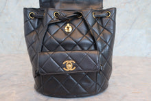 画像をギャラリービューアに読み込む, CHANEL/シャネル マトラッセチェーンリュック ラムスキン ブラック/ゴールド金具 リュック 700070090
