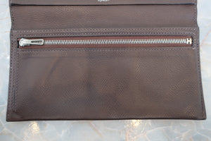 HERMES／エルメス ベアンスフレ ヴォーエプソン ショコラ 財布 700030089
