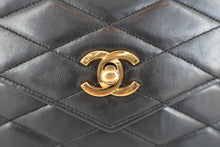將圖片載入圖庫檢視器 CHANEL/シャネル チェーンショルダーバッグ ラムスキン ブラック/ゴールド金具 ショルダーバッグ 800080185

