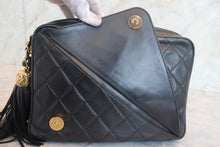画像をギャラリービューアに読み込む, CHANEL/シャネル マトラッセフリンジチェーンショルダーバッグ ラムスキン ブラック/ゴールド金具 ショルダーバッグ 800010125
