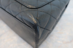 CHANEL/シャネル マトラッセ台形ハンドバッグ キャビアスキン ブラック/ゴールド金具 ハンドバッグ 700070124