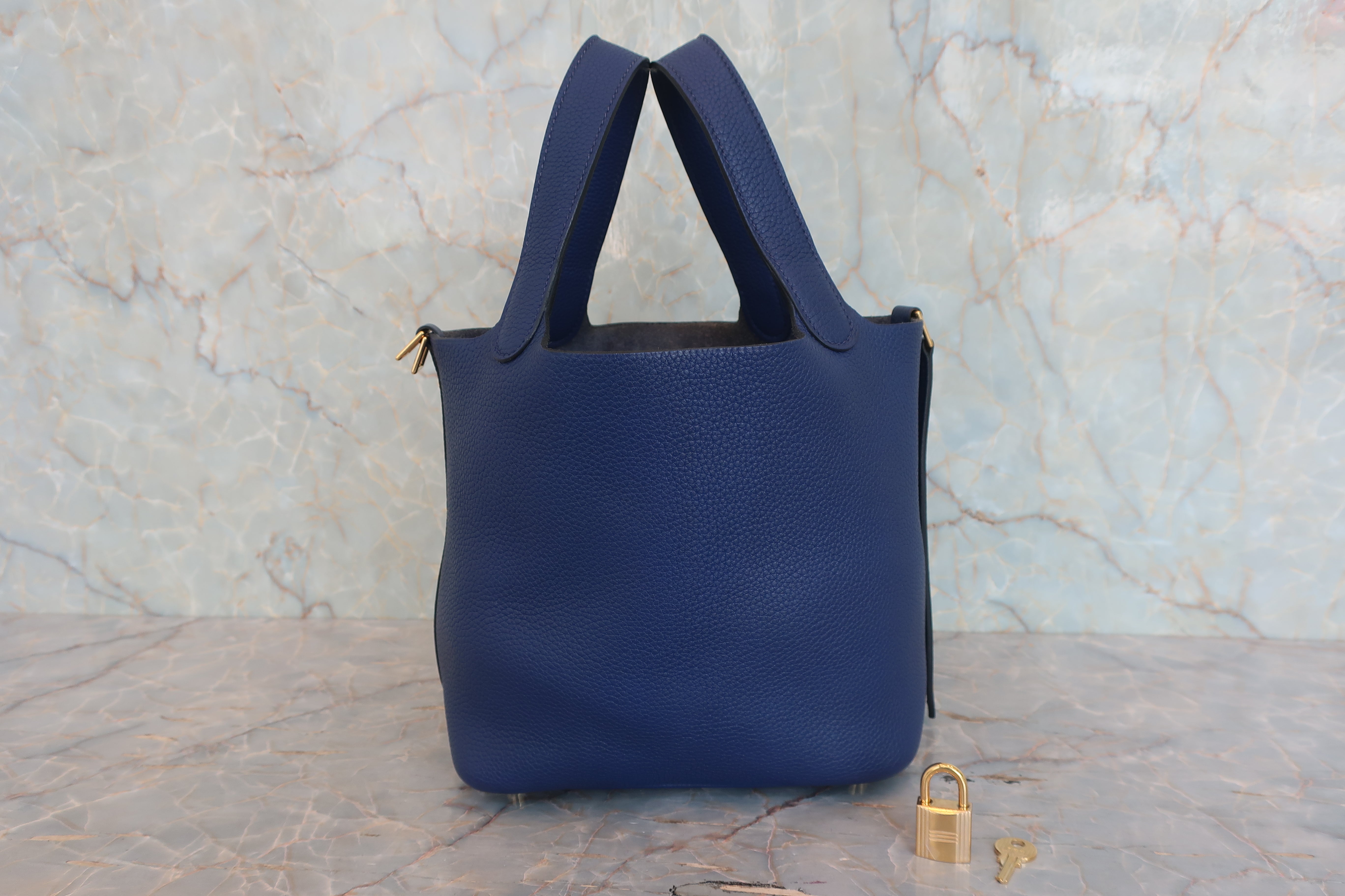 HERMES／エルメス ピコタンロックPM トリヨンクレマンス ブルー