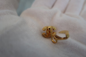 CHANEL CC mark Rhinestone earrings Gold plate Gold Earring 600030088