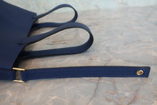 将图片加载到图库查看器，HERMES PICOTIN LOCK PM Clemence leather Blue encre D刻印 Hand bag 800070011
