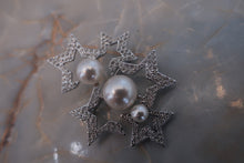 Load image into Gallery viewer, SWAROVSKI Star pearl brooch Silver plated Silver Brooch 300100152
