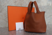 Load image into Gallery viewer, HERMES PICOTIN LOCK MM Clemence leather Gold B Engraving Hand bag 600110002
