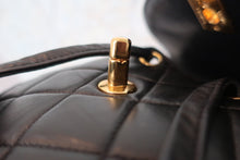 画像をギャラリービューアに読み込む, CHANEL/シャネル マトラッセチェーンリュック ラムスキン ブラック/ゴールド金具 リュック 700100234
