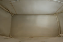 Load image into Gallery viewer, HERMES BIRKIN 30 Clemence leather White □M Engraving Hand bag 700120065
