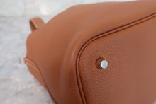 Load image into Gallery viewer, HERMES PICOTIN LOCK MM Clemence leather Gold B Engraving Hand bag 600110002
