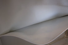 Load image into Gallery viewer, HERMES BIRKIN 30 Clemence leather White □M Engraving Hand bag 700120065
