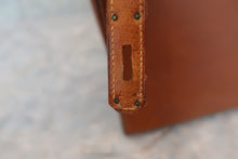 Load image into Gallery viewer, HERMES KELLY 35 Graine Lisse leather Brown 〇D Engraving Hand bag 600070068
