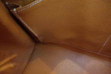 Load image into Gallery viewer, HERMES KELLY 35 Graine Lisse leather Brown 〇D Engraving Hand bag 600070068
