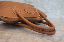 画像をギャラリービューアに読み込む, HERMES／エルメス ボリード31 トリヨンクレマンス ゴールド □L刻印 ショルダーバッグ 800080075
