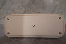 Load image into Gallery viewer, HERMES／BOLIDE 27 Epsom leather Craie A Engraving Hand bag 700120084
