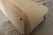 Load image into Gallery viewer, HERMES／BOLIDE 27 Epsom leather Craie A Engraving Hand bag 700120084
