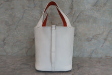 将图片加载到图库查看器，HERMES PICOTIN MM Bi-color Clemence leather/Chevre myzore goatskim White/Orange □I刻印 Hand bag 600070062
