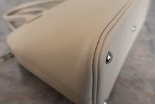 Load image into Gallery viewer, HERMES／BOLIDE 27 Epsom leather Craie A Engraving Hand bag 700120084
