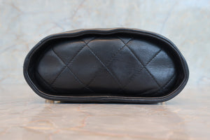 CHANEL/シャネル マトラッセフリンジショルダーバッグ ラムスキン ブラック/ゴールド金具 ショルダーバッグ 700080098