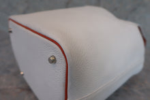 将图片加载到图库查看器，HERMES PICOTIN MM Bi-color Clemence leather/Chevre myzore goatskim White/Orange □I刻印 Hand bag 600070062
