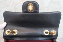 画像をギャラリービューアに読み込む, CHANEL/シャネル 中マトラッセシングルフラップチェーンショルダーバッグ ラムスキン ブラック/ゴールド金具 ショルダーバッグ 700060037
