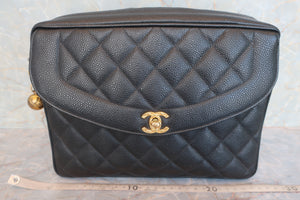 CHANEL Matelasse chain shoulder bag Caviar skin Black/Gold hadware Shoulder bag 600080171